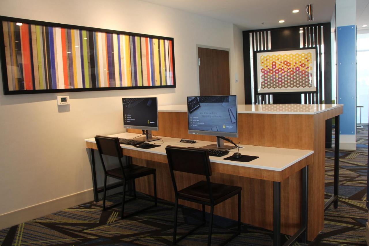 Holiday Inn Express & Suites - Phoenix - Airport North By Ihg Dış mekan fotoğraf